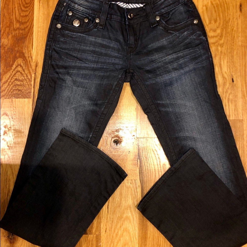 ROCK REVIVALS SIZE 28